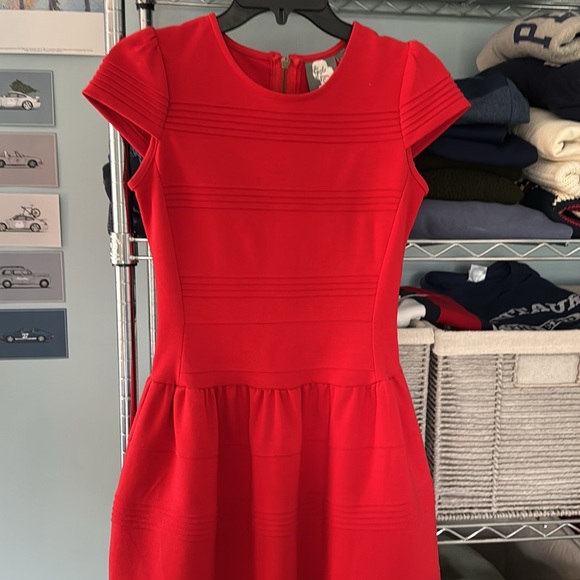 Girls from Saroy RED DRESS Petite - Picture 5 of 5